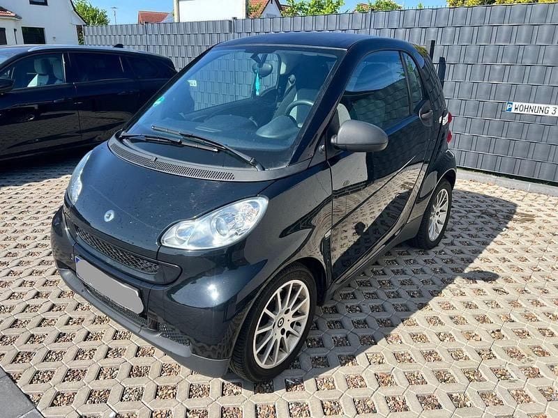 Schwarz Gebraucht 2011 Smart ForTwo Coupé Coupé | 2.850 € (Guter Preis) - Bild 1/4
