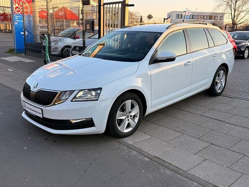 Gebraucht Skoda Octavia Ambition 150 PS (110 kW) 2018 Weiß Kombi