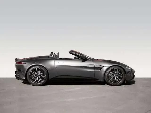 Magnetic silver Gebraucht 2021 Aston Martin Vantage Coupé | 139.510 € (Fairer Preis) - Bild 1/4