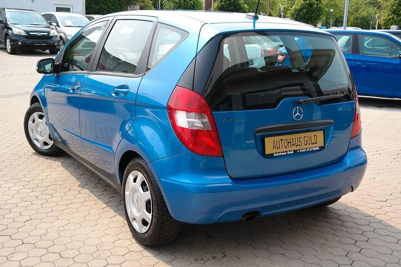 Gebraucht Mercedes A150 95 PS (69 kW) 2008 Blau Limousine