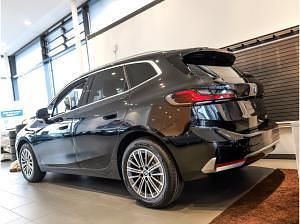 Gebraucht BMW 218 Luxury Line 136 PS (100 kW) 2026 Schwarz (black sapphire) Coupé