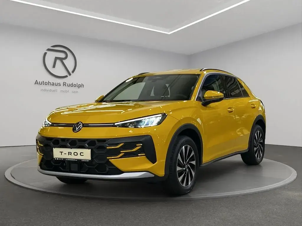 Neu VW T-Roc Life 116 PS (85 kW) 2026 Gelb SUV