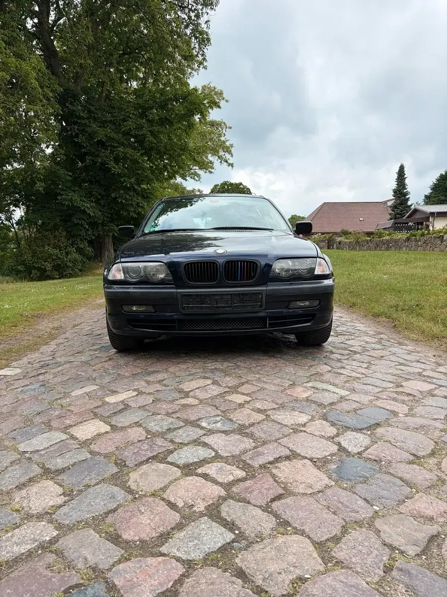 Gebraucht BMW 328 193 PS (141 kW) 2000 Blau Kombi