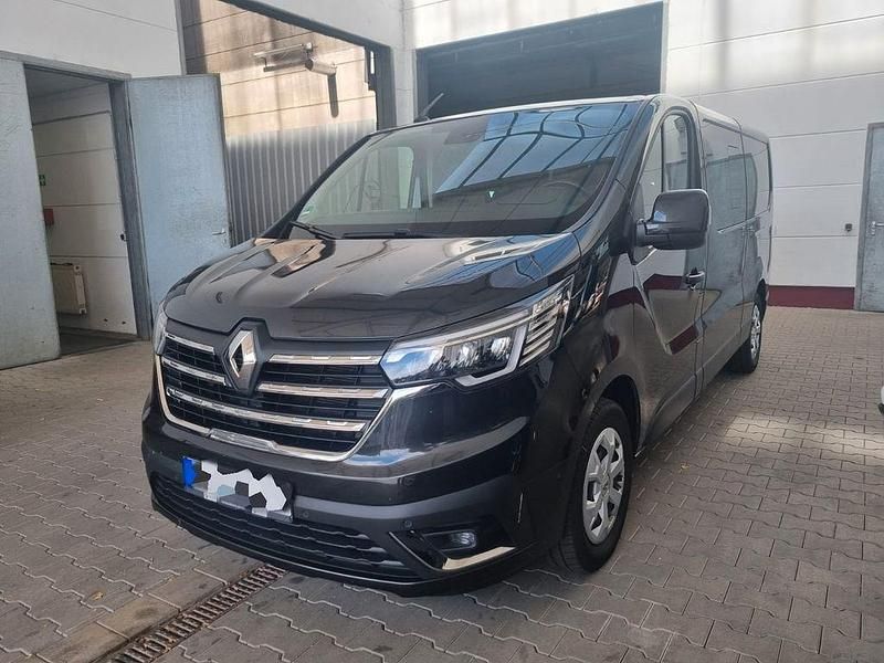Schwarz Gebraucht 2023 Renault Trafic Van | 29.631 € (Superpreis) - Bild 1/4