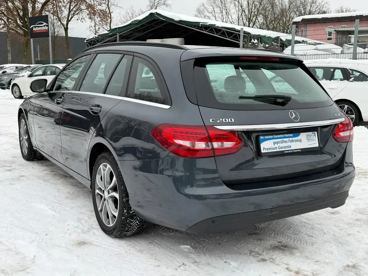 Gebraucht Mercedes C200 136 PS (100 kW) 2015 Grau Kombi
