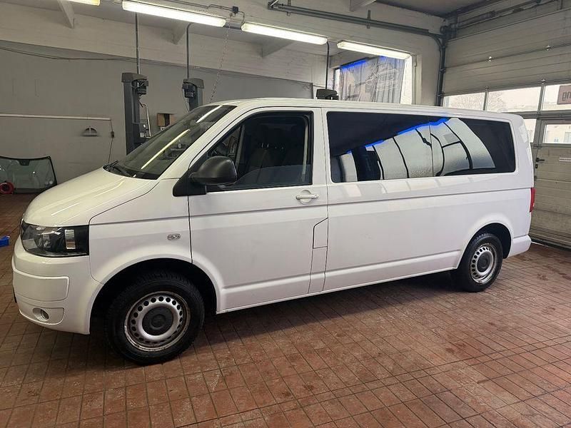 Gebraucht VW Caravelle 150 PS (110 kW) 2015 Weiß Van / Kleinbus