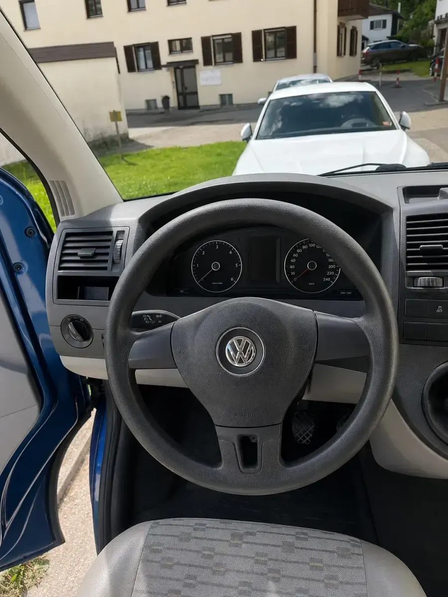 Gebraucht VW Transporter 140 PS (102 kW) 2010 Blau Van
