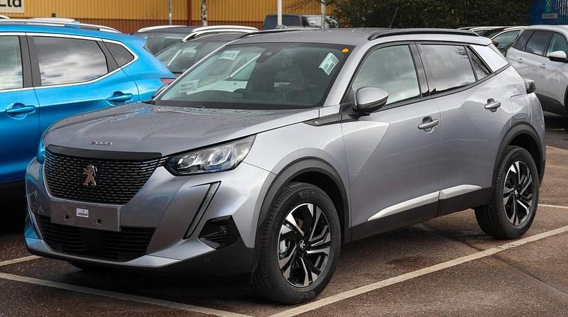 Grau Gebraucht 2021 Peugeot 2008 Allure SUV | 15.900 € (Fairer Preis) - Bild 1/2