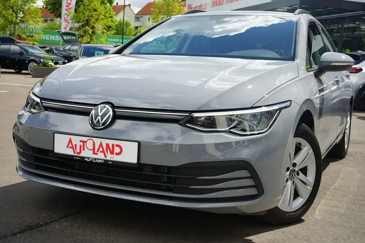 Gebraucht VW Golf VIII 110 PS (80 kW) 2021 Grau Kombi