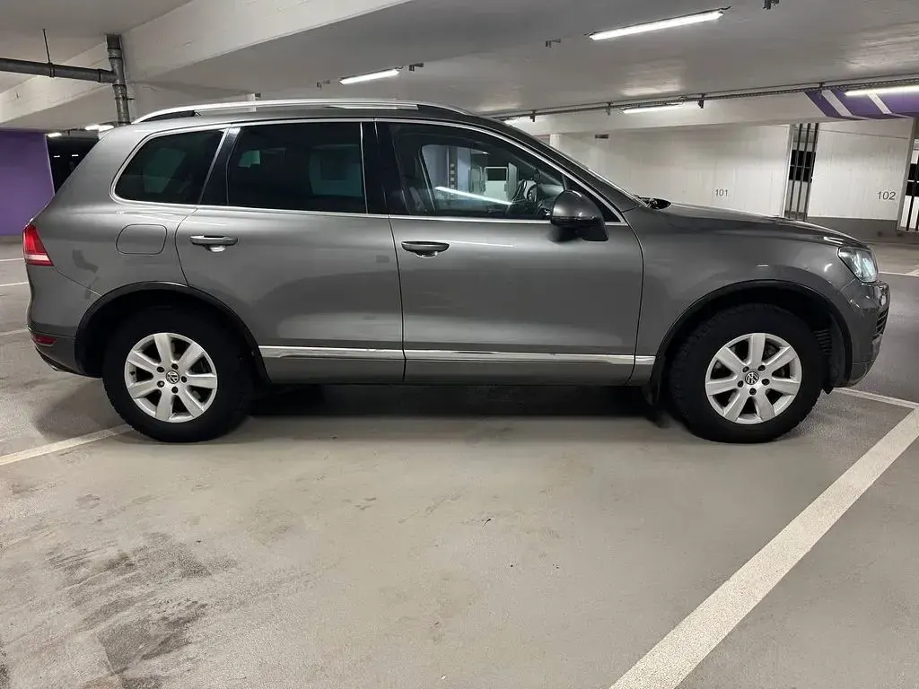 Gebraucht VW Touareg 204 PS (150 kW) 2013 Grau SUV