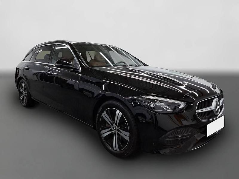Gebraucht Mercedes C220 Avantgarde 200 PS (147 kW) 2022 Schwarz Kombi