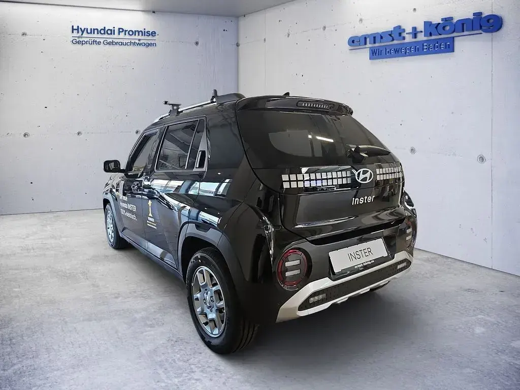 Gebraucht Hyundai Inster Trend 71 kW (97 PS) 2025 Schwarz Kleinwagen