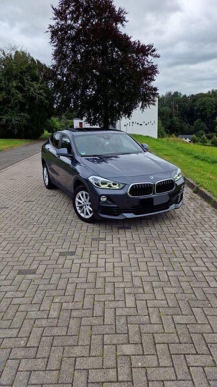 Grau Gebraucht 2018 BMW X2 SUV | 22.000 € (Fairer Preis) - Bild 1/4
