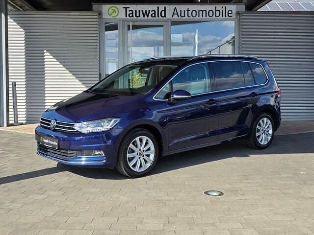 Gebraucht VW Touran Highline 150 PS (110 kW) 2024 Blau Van / Kleinbus