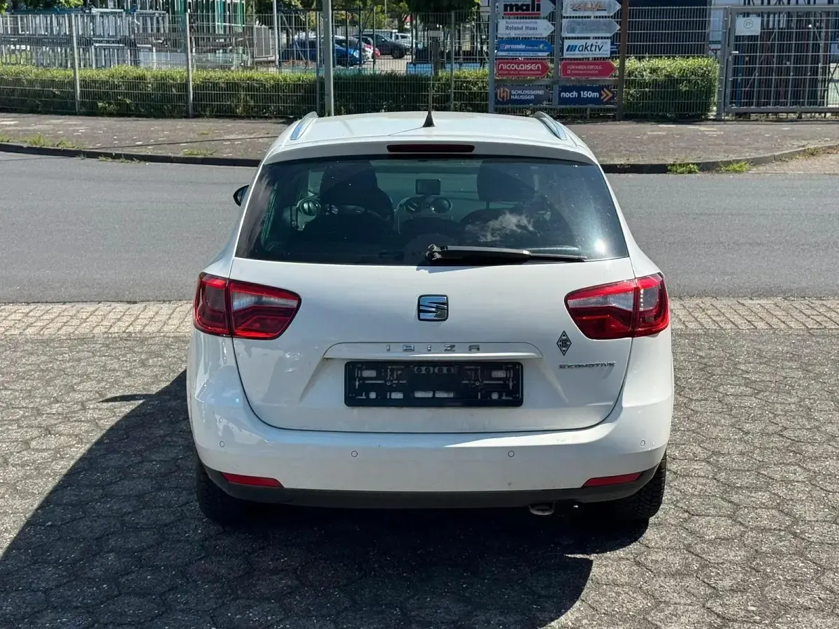 Gebraucht Seat Ibiza ST Style 75 PS (55 kW) 2013 Weiß Kombi