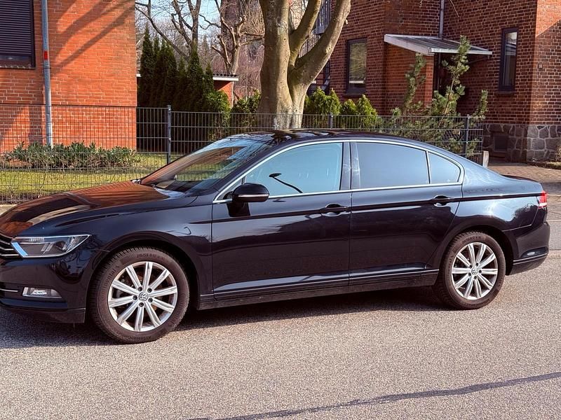 Gebraucht VW Passat 125 PS (91 kW) 2015 Schwarz Limousine
