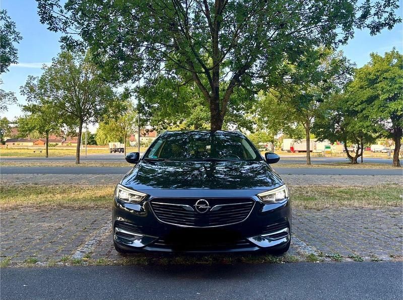 Schwarz Gebraucht 2017 Opel Insignia Innovation Kombi | 9.799 € - Bild 1/4