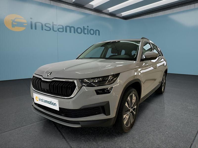 Grau Gebraucht 2022 Skoda Kodiaq SUV | 34.649 € (Teuer) - Bild 1/4