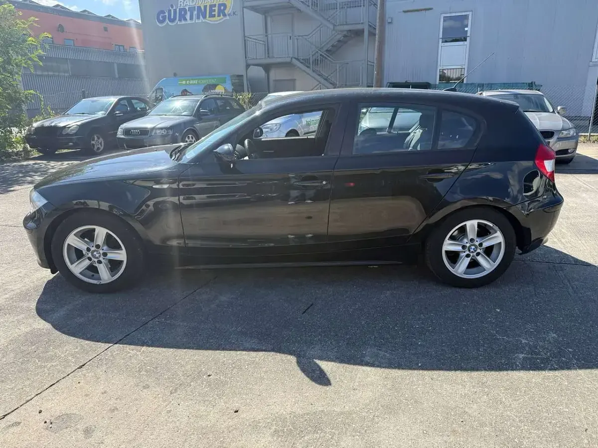 Gebraucht BMW 116 116 PS (85 kW) 2005 Schwarz ii Kleinwagen