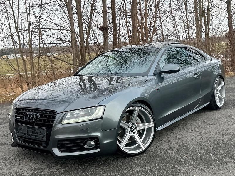 Gebraucht Audi A5 Design 310 PS (228 kW) 2009 Grau Coupé