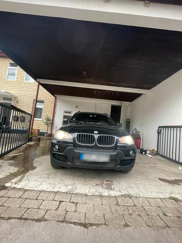 Second-hand BMW X5 235 CP (172 kW) 2008 Negru SUV