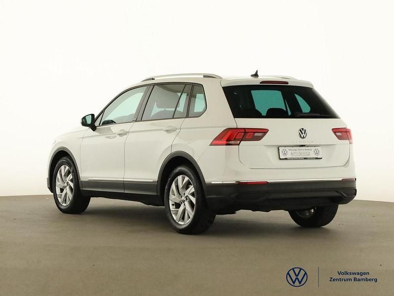 Gebraucht VW Tiguan Active 150 PS (110 kW) 2021 Weiß SUV