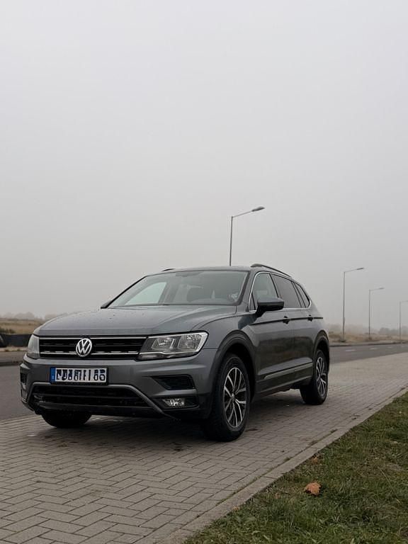 Gebraucht VW Tiguan 190 PS (139 kW) 2018 Grau SUV