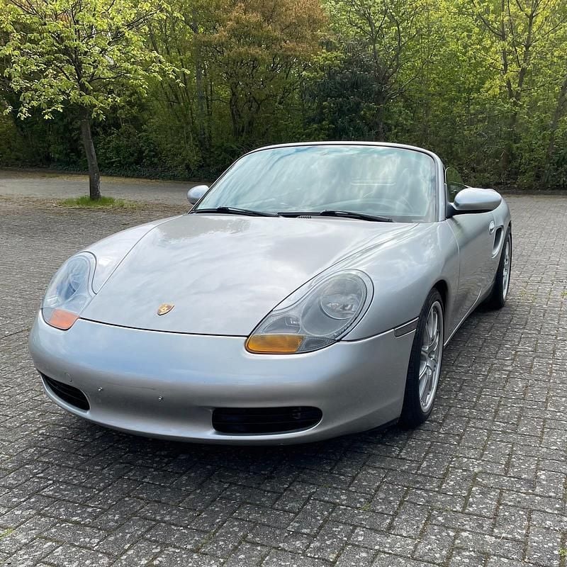Silber Gebraucht 1997 Porsche 986 Boxster Cabrio | 10.500 € (Guter Preis) - Bild 1/4