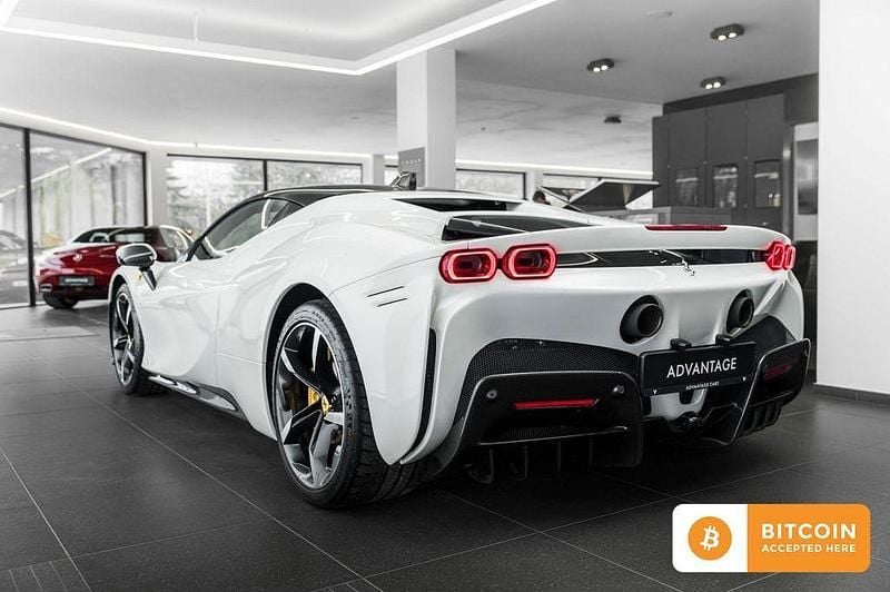 Gebraucht Ferrari SF90 998 PS (734 kW) 2020 Weiß