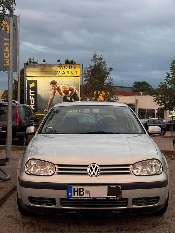 Silber Gebraucht 2000 VW Golf IV Limousine | 2.899 € (Fairer Preis) - Bild 1/4