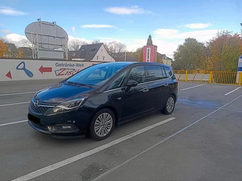 Schwarz Gebraucht 2017 Opel Zafira Van / Kleinbus | 7.000 € - Bild 1/4