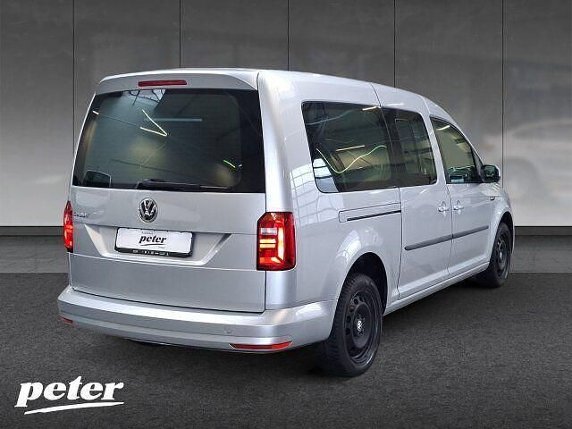Gebraucht VW Caddy Maxi Trendline 102 PS (75 kW) 2020 Silber Van / Kleinbus