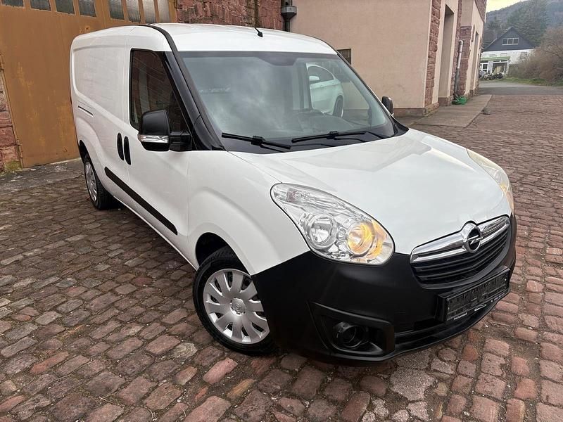 Gebraucht Opel Combo 90 PS (66 kW) 2015 Weiß Van / Kleinbus