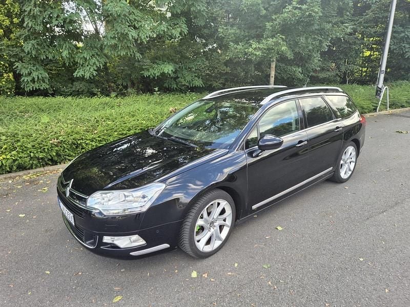 Schwarz Gebraucht 2010 Citroën C5 Kombi | 7.100 € - Bild 1/4