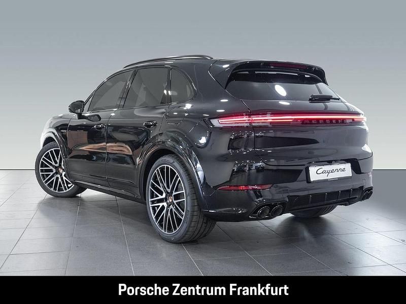 Gebraucht Porsche Cayenne 470 PS (345 kW) 2025 Chromitschwarzmetallic SUV