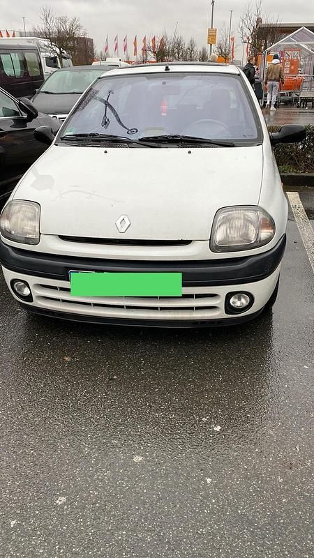 Weiß Gebraucht 1998 Renault Clio II Kleinwagen | 1.500 € - Bild 1/4