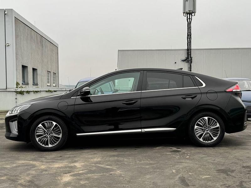 Gebraucht Hyundai Ioniq Advantage 141 PS (103 kW) 2022 Schwarz Kleinwagen