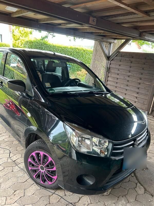 Schwarz Gebraucht 2016 Suzuki Celerio Club Kleinwagen | 4.500 € (Fairer Preis) - Bild 1/4