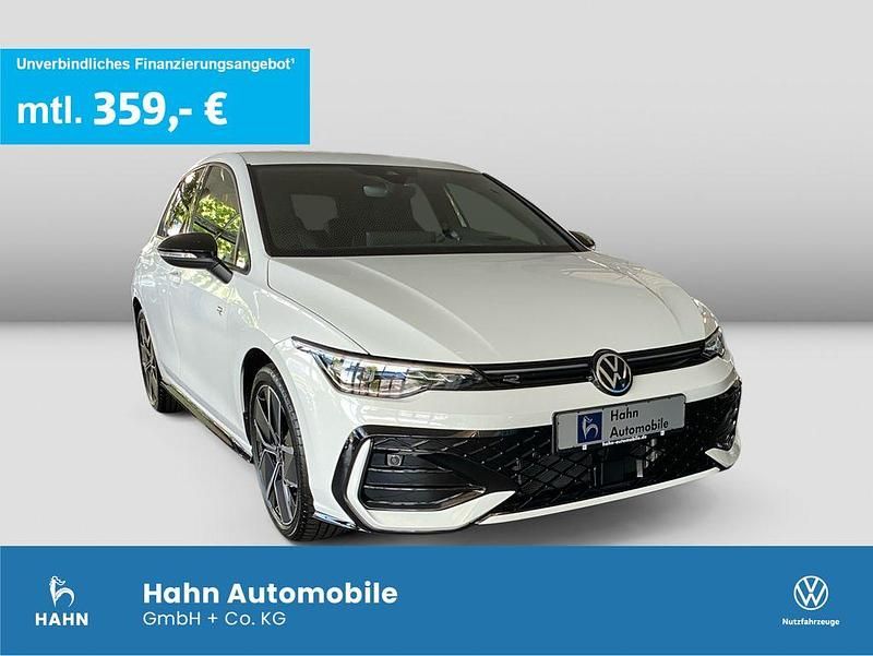 Weiß Gebraucht 2025 VW Golf VIII R-line Limousine | 35.990 € (Teuer) - Bild 1/3