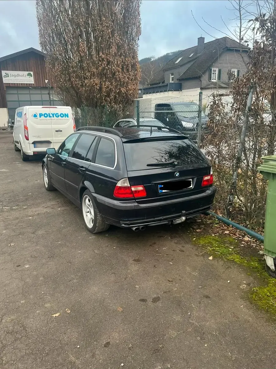 Używany BMW 325 192 KM (141 kW) 2003 Niebieski Kombi