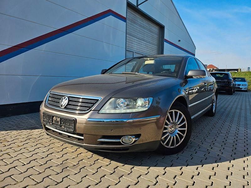 Second-hand VW Phaeton 232 CP (170 kW) 2008 Maro Berlinǎ