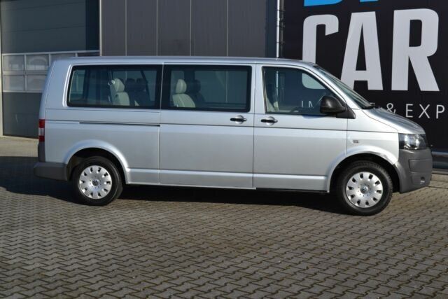 Gebraucht VW T5 102 PS (75 kW) 2012 Silber metallic Van