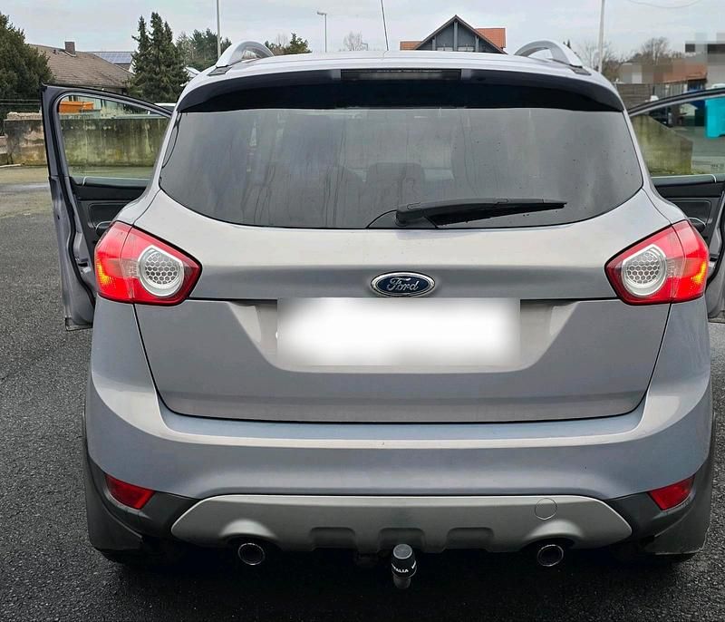 Gebraucht Ford Kuga Titanium 163 PS (119 kW) 2010 Grau SUV