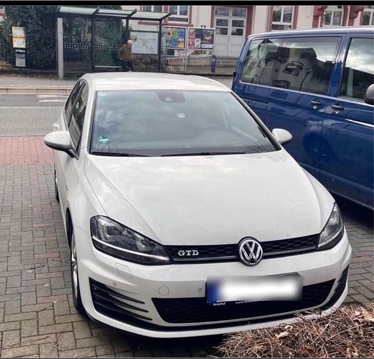 Weiß Gebraucht 2015 VW Golf VII GTD Limousine | 14.000 € (Fairer Preis) - Bild 1/4