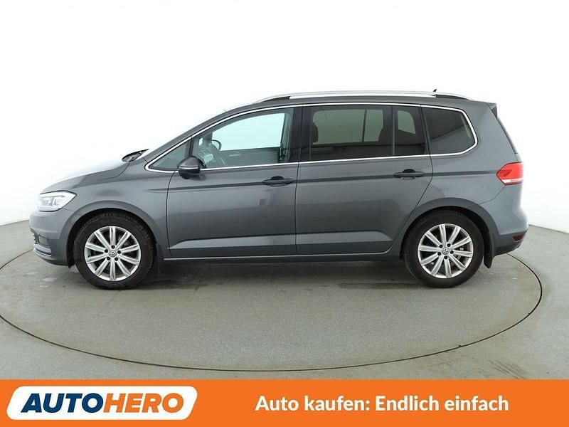 Gebraucht VW Touran Highline 150 PS (110 kW) 2017 Grau Van / Kleinbus