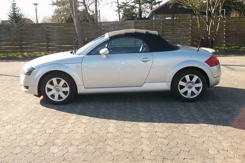 Gebraucht Audi TT Roadster Sport 150 PS (110 kW) 2002 Silber Cabrio