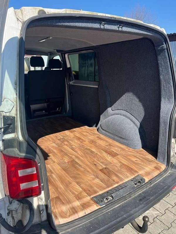Gebraucht VW Transporter 150 PS (110 kW) 2018 Weiß Van