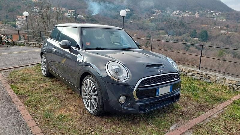Grau Gebraucht 2016 Mini Cooper SD Kleinwagen | 7.800 € - Bild 1/4