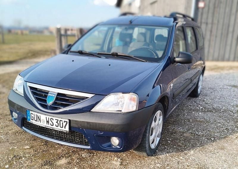 Gebraucht Dacia Logan MCV Lauréate 87 PS (63 kW) 2008 Blau Limousine
