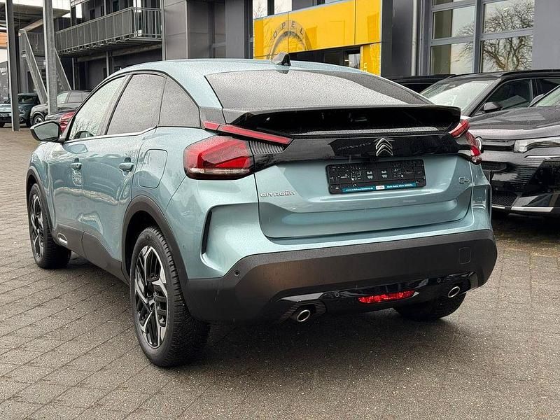 Gebraucht Citroën C4 Shine 131 PS (96 kW) 2023 Lackierung olbia blau/typ aussenverkleidung metalliclackierung SUV